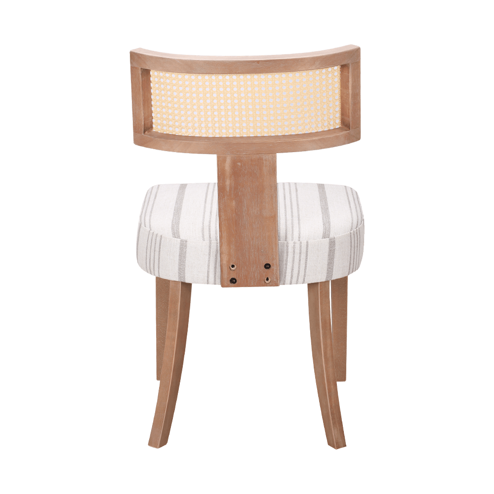 Kumipuun sienen tyynyn ruokasali