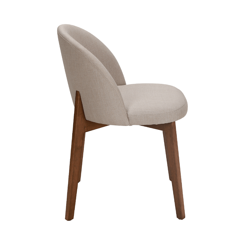 Käsivarteen massiivipuun ruokailutilan tuoli