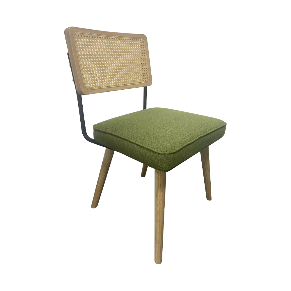 Selkänoja massiivipuun ruokasalituoli